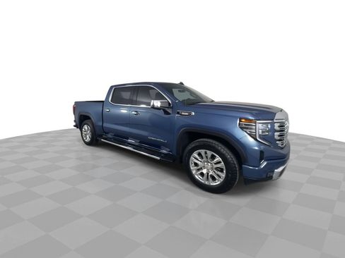 Used 2025 GMC Sierra 1500 Denali w/ Technology Package image 2