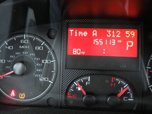 Used 2016 RAM ProMaster 2500 w/ Premium Appearance Group image 18