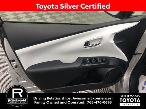 Certified 2017 Toyota Prius Three image 14