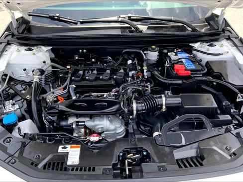 Used 2025 Honda Accord SE image 31