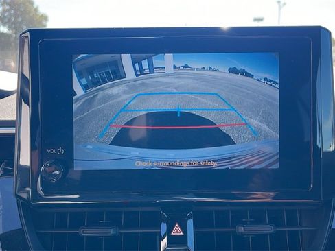 Used 2023 Toyota Corolla SE image 25