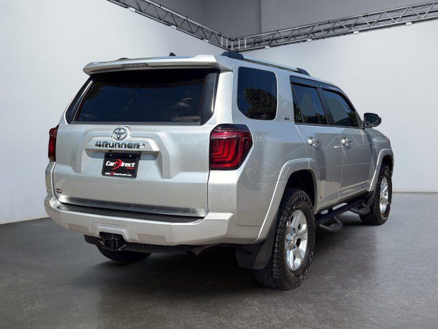 Used 2019 Toyota 4Runner SR5 AWD/4WD image 11