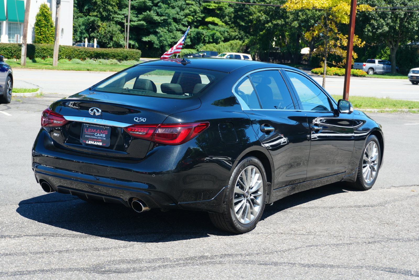 Used 2021 INFINITI Q50 Luxe w/ All Weather Package AWD/4WD image 5