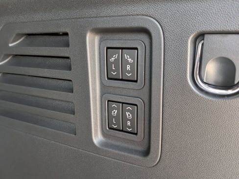 New 2026 Buick Enclave Sport Touring w/ Power Package image 28