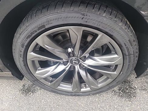 Used 2018 Lexus LS 500 F Sport w/ Cold Weather Package (CK) RWD image 8