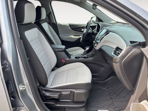 Used 2024 Chevrolet Equinox LT w/ LPO, Floor Liner Package AWD/4WD image 24