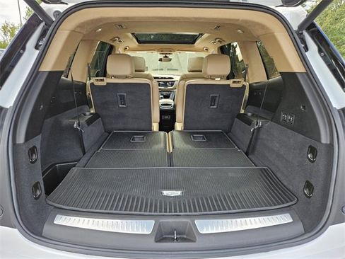 Used 2021 Cadillac XT6 Premium Luxury w/ Platinum Package image 21