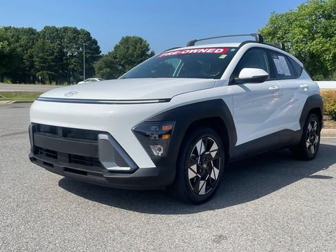 Used 2024 Hyundai Kona SEL FWD image 3