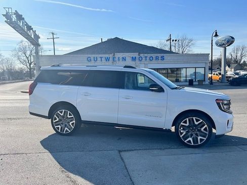 New 2026 Ford Expedition Max Platinum w/ Platinum Ultimate Package image 8