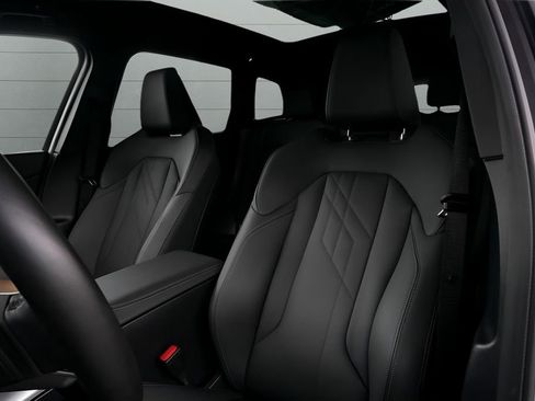 Used 2025 BMW X3 xDrive30i image 43