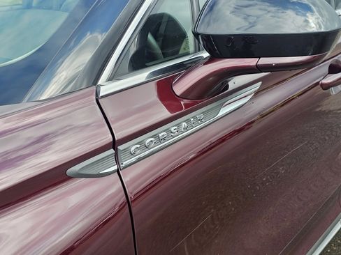 Used 2020 Lincoln Corsair Standard image 13