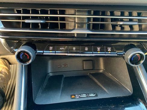 Used 2024 Chevrolet Traverse Z71 w/ Enhanced Driving Package image 36