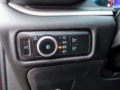 Used 2023 Ford Explorer XLT w/ Equipment Group 202A image 22