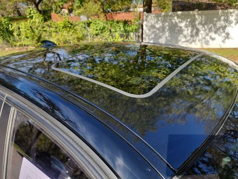 Used 2015 BMW 320i xDrive Sedan image 10