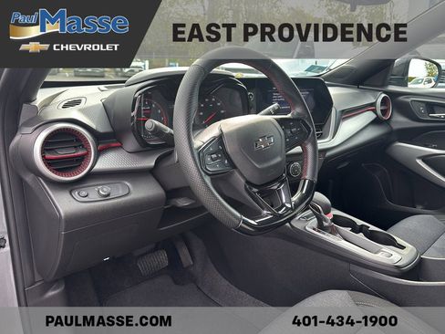Certified 2024 Chevrolet Trax RS FWD image 10