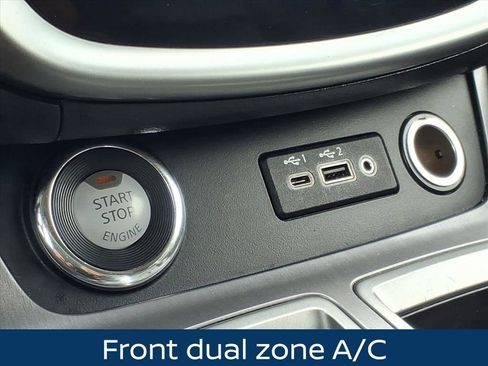Used 2024 Nissan Murano SV AWD/4WD image 5