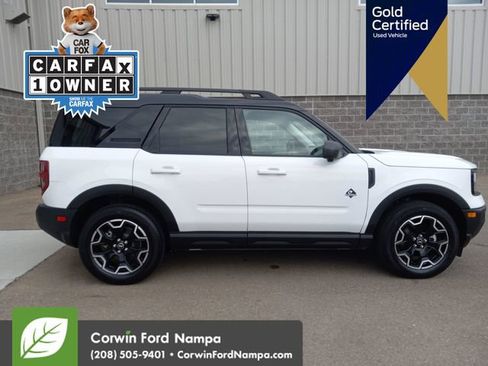 Used 2025 Ford Bronco Sport Outer Banks w/ Outer Banks Tech Package+ image 2