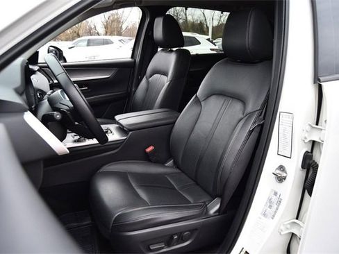 Used 2024 MAZDA CX-90 3.3 Turbo w/ Preferred Plus image 21