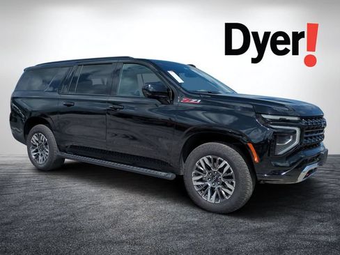 Used 2025 Chevrolet Suburban Z71 AWD/4WD image 1