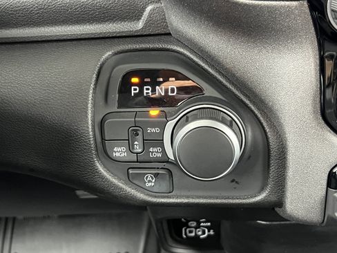 Used 2025 RAM 1500 Tradesman w/ Night Edition AWD/4WD image 28