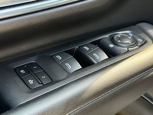 Used 2023 Chevrolet Tahoe LT AWD/4WD image 20