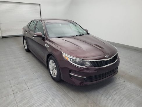 Used 2017 Kia Optima LX FWD image 13