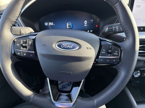 Used 2023 Ford Escape Platinum image 14