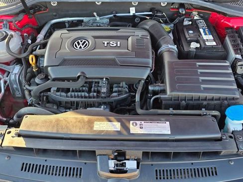 Used 2019 Volkswagen Golf Alltrack SE image 12