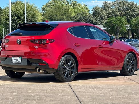 Used 2021 MAZDA MAZDA3 Hatchback w/Premium Plus Pkg AWD/4WD image 4
