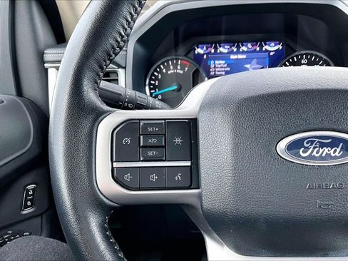 Used 2024 Ford Expedition XLT RWD image 18