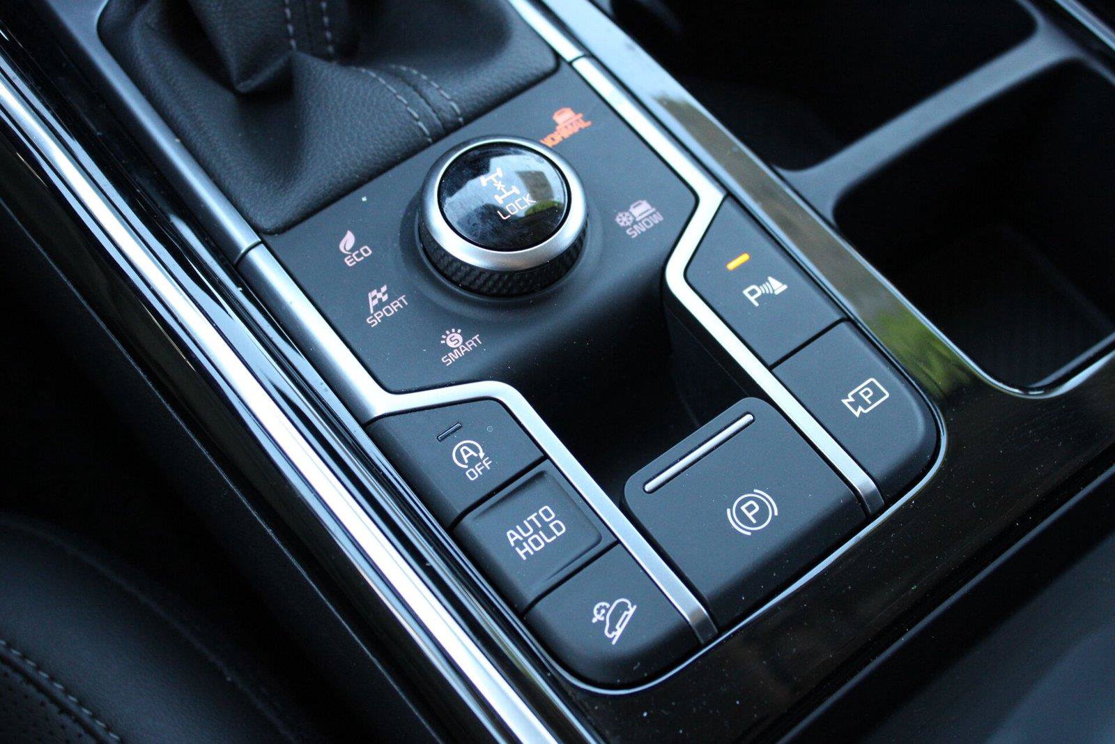 Used 2024 Kia Sorento SX AWD/4WD image 33