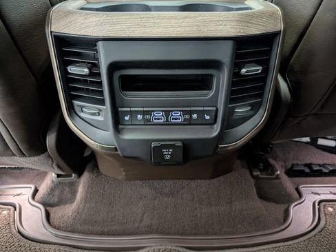 Used 2026 RAM 1500 Limited AWD/4WD image 12