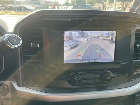 Used 2022 Ford F150 XLT RWD image 26