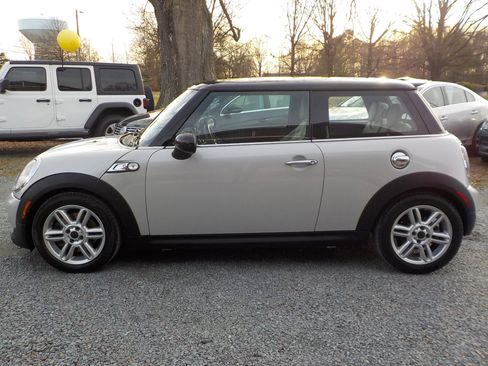 Used 2012 MINI Cooper S image 2