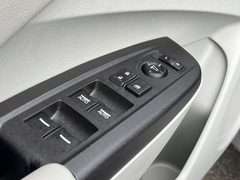 Certified 2017 Acura RDX AWD w/ Technology Package image 16