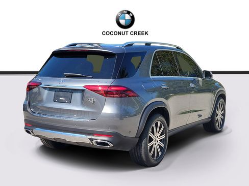 Used 2025 Mercedes-Benz GLE 450e 4MATIC image 4