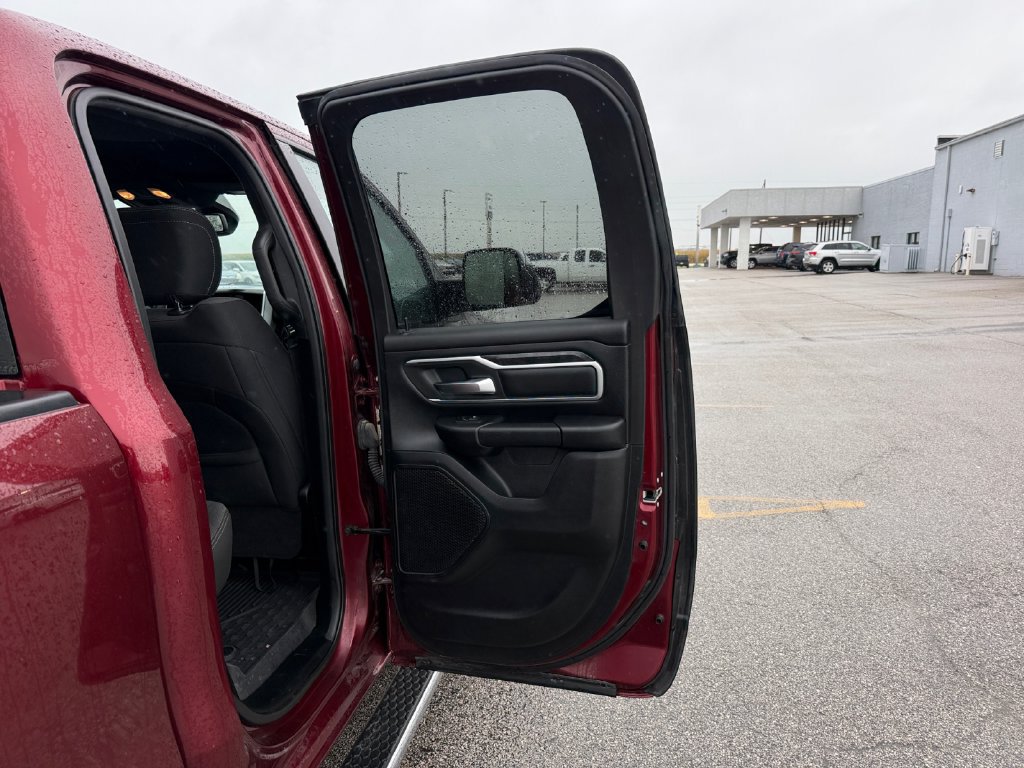 Used 2019 RAM 1500 Big Horn AWD/4WD image 36