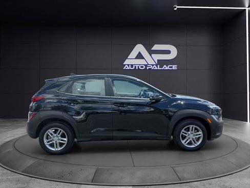 Used 2023 Hyundai Kona SE FWD image 8