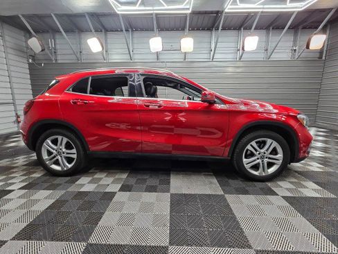 Used 2020 Mercedes-Benz GLA 250 4MATIC image 9