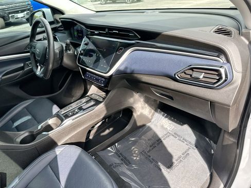 Used 2023 Chevrolet Bolt EUV Premier image 27