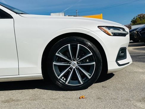 Used 2021 Volvo S60 T6 Momentum image 36