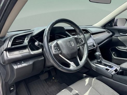 Used 2019 Honda Civic EX image 12