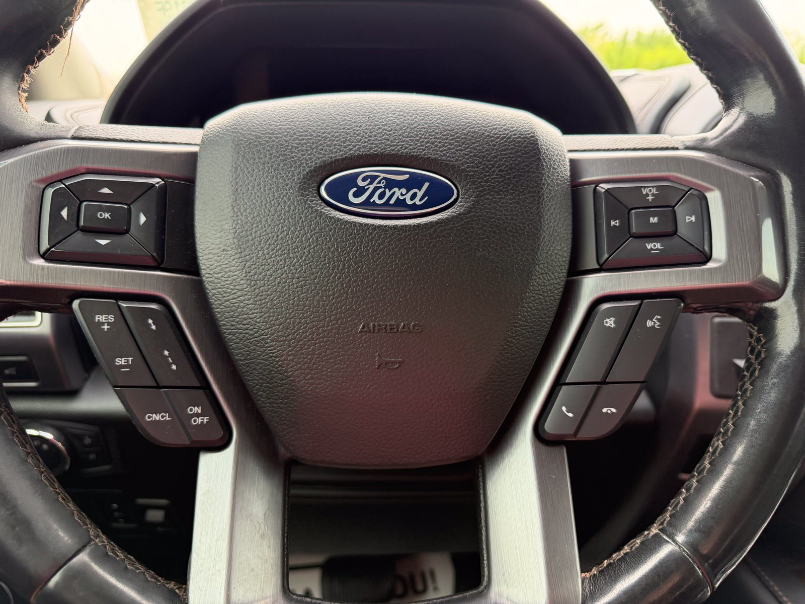 Used 2020 Ford Expedition Platinum AWD/4WD image 13