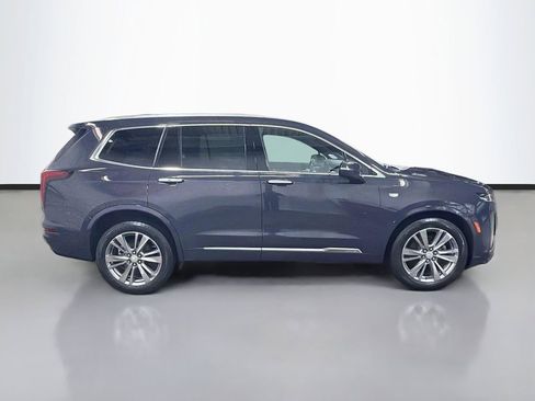 Certified 2024 Cadillac XT6 Premium Luxury AWD/4WD image 11