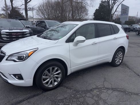 Used 2019 Buick Envision Essence image 2