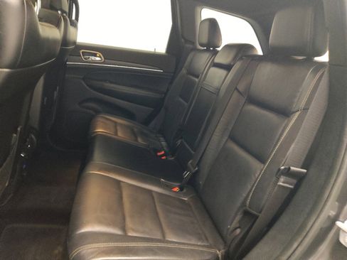 Used 2017 Jeep Grand Cherokee Limited AWD/4WD image 18