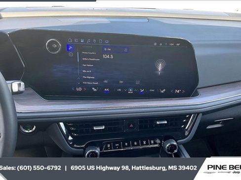 Used 2025 Chevrolet Tahoe Z71 image 23