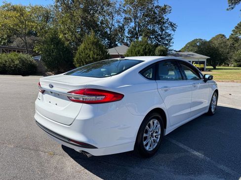 Used 2017 Ford Fusion S image 9