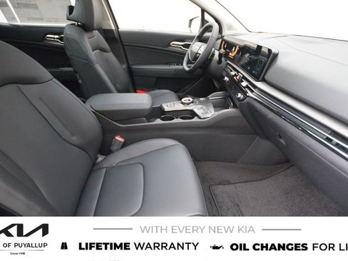 New 2026 Kia Sportage EX image 16