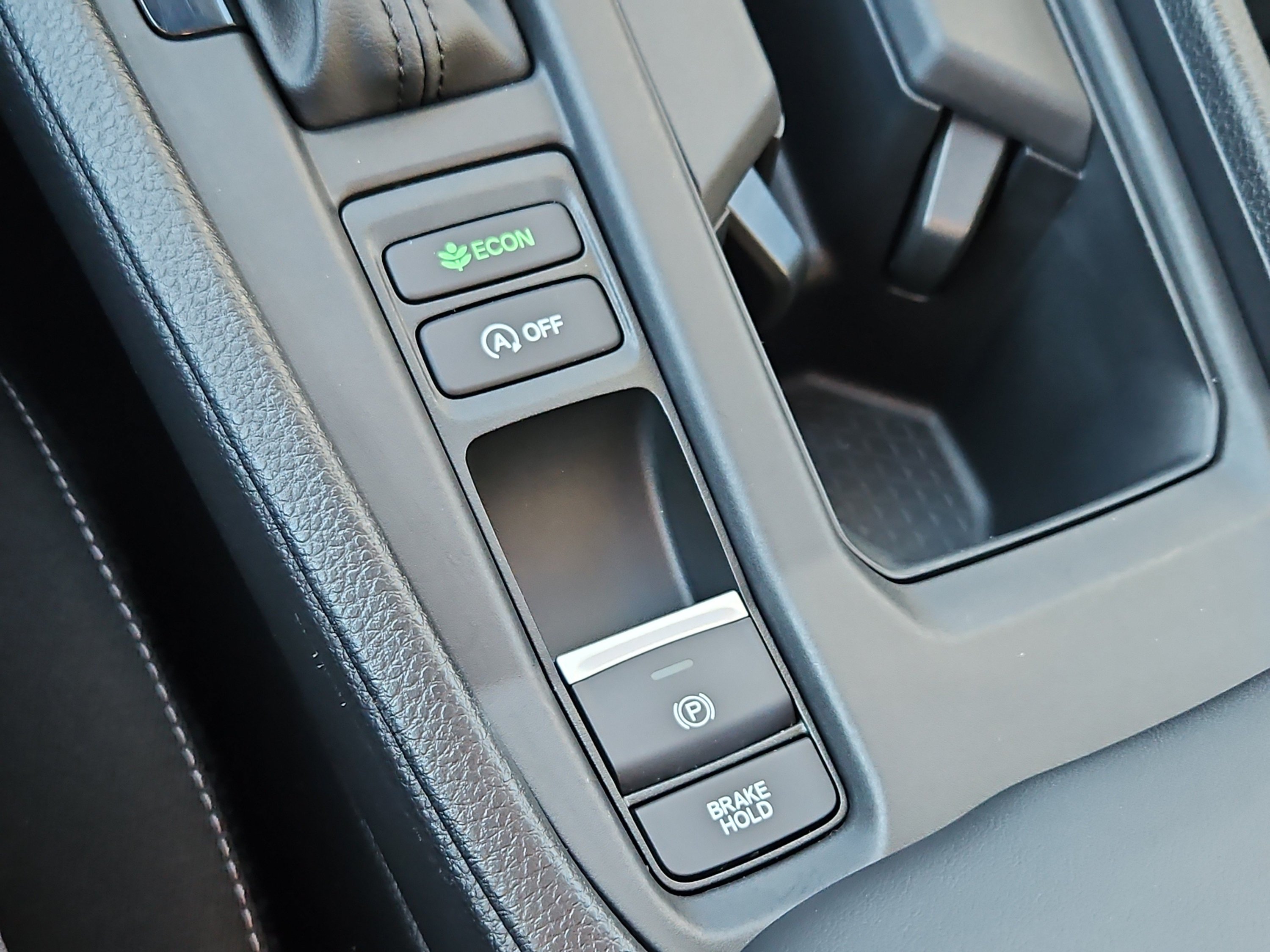Certified 2025 Honda Accord SE image 10